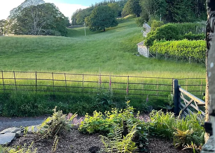 Hot-tub Hideaway Near Sawrey