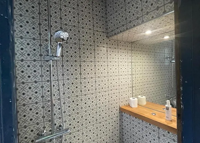 Hot-tub Hideaway * Near Sawrey