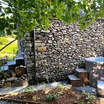 Daire Hot-tub Hideaway *
