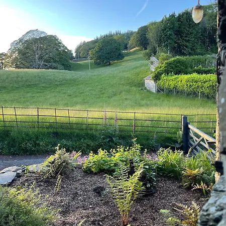 Hot-tub Hideaway Near Sawrey