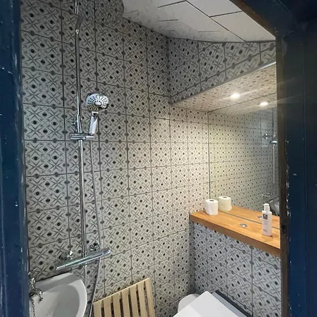 Hot-tub Hideaway * Near Sawrey